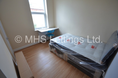 Thumbnail photo of 1 Bedroom Shared House in Room 5, 5 High Cliffe, Leeds, LS4 2PE