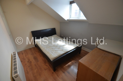 Room 5, 36 Hartley Grove, Leeds, LS6 2LD