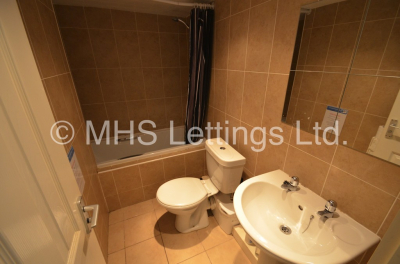 Thumbnail photo of 1 Bedroom Shared House in Room 3, 36 Hartley Grove, Leeds, LS6 2LD