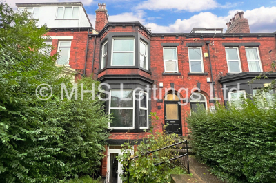 Thumbnail photo of 7 Bedroom Mid Terraced House in 16 Chestnut Avenue, Leeds, LS6 1BA