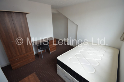 Thumbnail photo of 4 Bedroom Mid Terraced House in 20 Welton Grove, Leeds, LS6 1ES