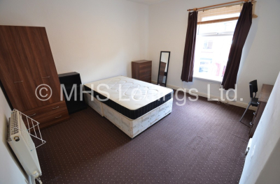 Thumbnail photo of 4 Bedroom Mid Terraced House in 20 Welton Grove, Leeds, LS6 1ES