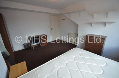Thumbnail photo of 4 Bedroom Mid Terraced House in 20 Welton Grove, Leeds, LS6 1ES