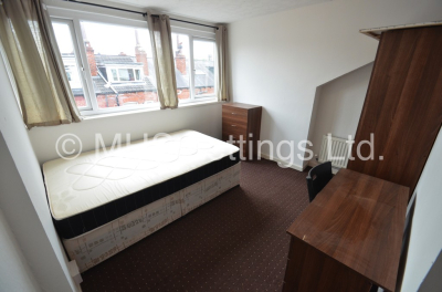 Thumbnail photo of 4 Bedroom Mid Terraced House in 20 Welton Grove, Leeds, LS6 1ES