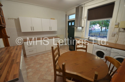 Thumbnail photo of 3 Bedroom Mid Terraced House in 110 Burley Lodge Road, Leeds, LS6 1QF