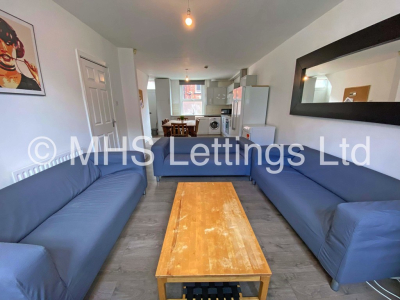 Thumbnail photo of 6 Bedroom Mid Terraced House in 18 Cliff Mount, Leeds, LS6 2HP