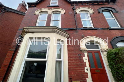 Thumbnail photo of 7 Bedroom Mid Terraced House in 139 Brudenell Road, Leeds, LS6 1LS