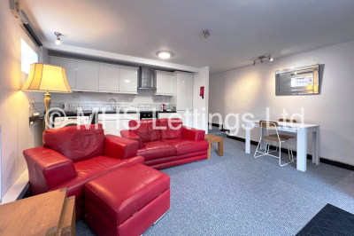 Thumbnail photo of 2 Bedroom Flat in 1 Brookfield Place, Leeds, LS6 4EH