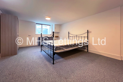 Thumbnail photo of 2 Bedroom Flat in 1 Brookfield Place, Leeds, LS6 4EH