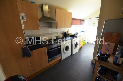 Thumbnail photo of 3 Bedroom Semi-Detached House in 130 Eden Crescent, Leeds, LS4 2TR