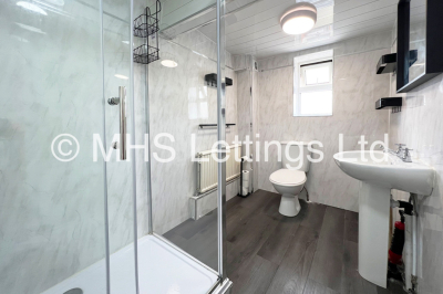 Thumbnail photo of 8 Bedroom Mid Terraced House in 44 Manor Drive, Leeds, LS6 1DD