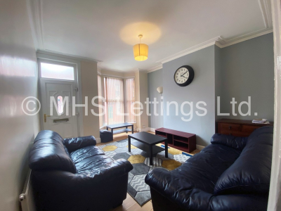 Thumbnail photo of 4 Bedroom Mid Terraced House in 47 Thornville Road, Leeds, LS6 1JY
