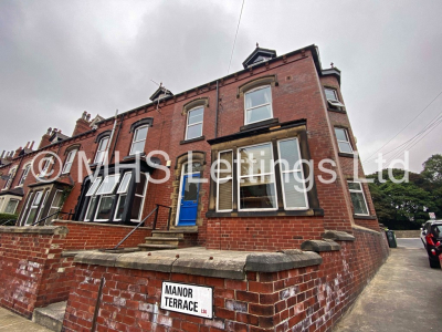 Thumbnail photo of 9 Bedroom Mid Terraced House in 31 Manor Terrace, Leeds, LS6 1BU