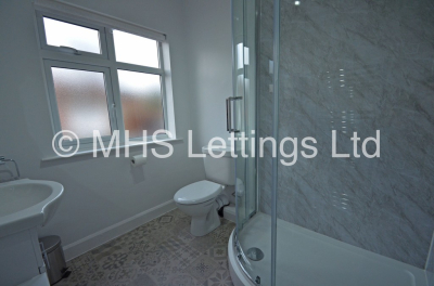 Thumbnail photo of 2 Bedroom Mid Terraced House in 40 Welton Mount, Leeds, LS6 1ET