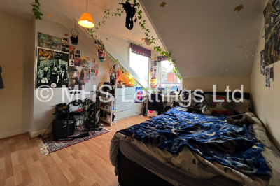 Thumbnail photo of 5 Bedroom Mid Terraced House in 3 Lucas Street, Leeds, LS6 2JD