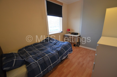 Thumbnail photo of 5 Bedroom Mid Terraced House in 3 Lucas Street, Leeds, LS6 2JD