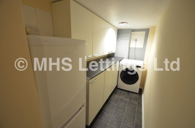 Thumbnail photo of 5 Bedroom Mid Terraced House in 3 Lucas Street, Leeds, LS6 2JD