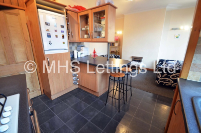 Thumbnail photo of 3 Bedroom Mid Terraced House in 36 Beechwood Mount, Leeds, LS4 2NQ