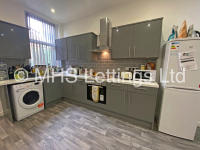 Thumbnail photo of 3 Bedroom Apartment in Flat 1, 24 Kensington Terrace, Leeds, LS6 1BE