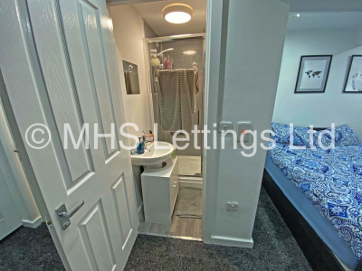 Thumbnail photo of 3 Bedroom Apartment in Flat 1, 24 Kensington Terrace, Leeds, LS6 1BE
