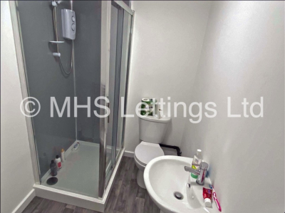 Thumbnail photo of 2 Bedroom Penthouse in Flat 3, 24 Kensington Terrace, Leeds, LS6 1BE