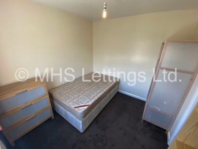 Thumbnail photo of 4 Bedroom Mid Terraced House in 10 Langdale Gardens, Leeds, LS6 3HB