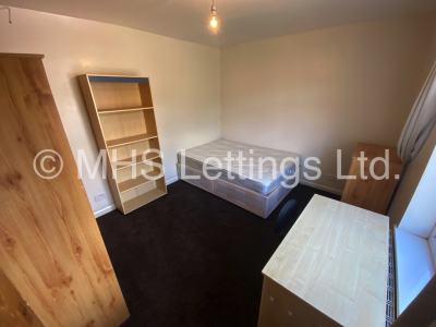 Thumbnail photo of 4 Bedroom Mid Terraced House in 10 Langdale Gardens, Leeds, LS6 3HB