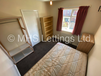 Thumbnail photo of 4 Bedroom Mid Terraced House in 10 Langdale Gardens, Leeds, LS6 3HB