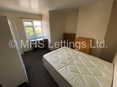 Thumbnail photo of 4 Bedroom Mid Terraced House in 10 Langdale Gardens, Leeds, LS6 3HB