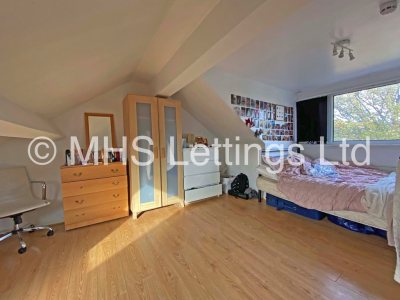 Thumbnail photo of 6 Bedroom End Terraced House in 3 Mayville Road, Leeds, LS6 1NF