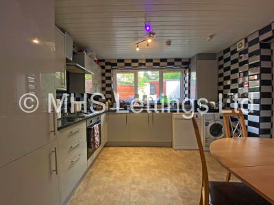 Thumbnail photo of 6 Bedroom End Terraced House in 3 Mayville Road, Leeds, LS6 1NF