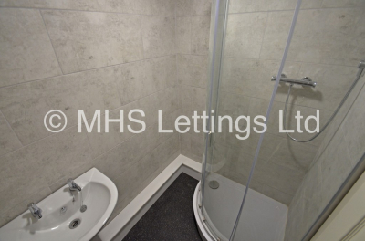 Thumbnail photo of 6 Bedroom Mid Terraced House in 217 Woodhouse Street, Leeds, LS6 2NY