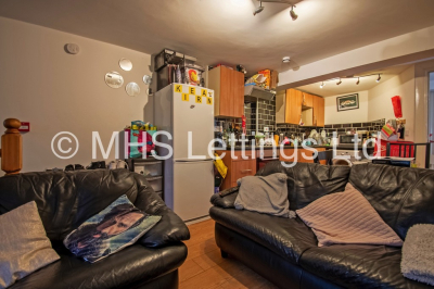 Thumbnail photo of 3 Bedroom Flat in Flat 1, 205 Belle Vue Road, Leeds, LS3 1HG