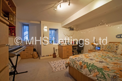 Thumbnail photo of 3 Bedroom Flat in Flat 1, 205 Belle Vue Road, Leeds, LS3 1HG