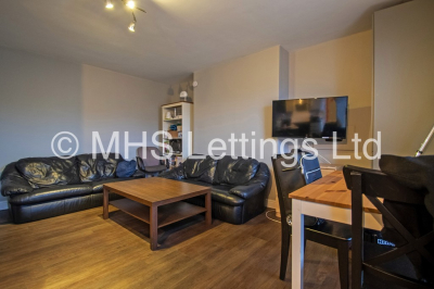 Thumbnail photo of 2 Bedroom Flat in Flat 3, 205 Belle Vue Road, Leeds, LS3 1HG