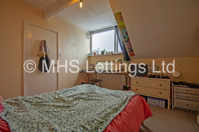 Thumbnail photo of 2 Bedroom Mid Terraced House in 34 Woodside Avenue, Leeds, LS4 2QX
