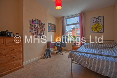 Thumbnail photo of 3 Bedroom Mid Terraced House in 67 Beechwood Terrace, Leeds, LS4 2NG