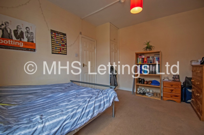 Thumbnail photo of 3 Bedroom Mid Terraced House in 67 Beechwood Terrace, Leeds, LS4 2NG