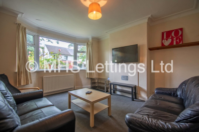 Thumbnail photo of 3 Bedroom Mid Terraced House in 29 Langdale Avenue, Leeds, LS6 3HA