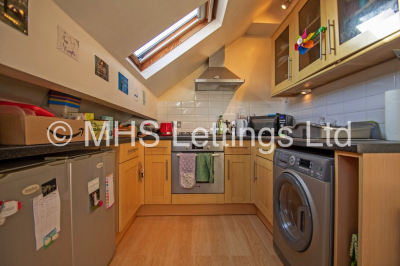 Thumbnail photo of 2 Bedroom Flat in Flat A (Top), 2 Richmond Road, Leeds, LS6 1BX