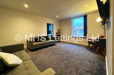 Thumbnail photo of 3 Bedroom Flat in 32 Back Regent Park Terrace, Leeds, LS6 2AX
