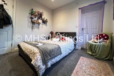 Thumbnail photo of 3 Bedroom Flat in 32 Back Regent Park Terrace, Leeds, LS6 2AX