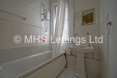 Thumbnail photo of 1 Bedroom Flat in 1st Floor Flat, 4 Norville Terrace, Leeds, LS6 1BS