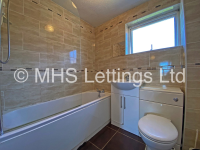 Thumbnail photo of 3 Bedroom Mid Terraced House in 20 Consort View, Leeds, LS3 1NX