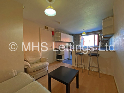 Thumbnail photo of 3 Bedroom Mid Terraced House in 20 Consort View, Leeds, LS3 1NX