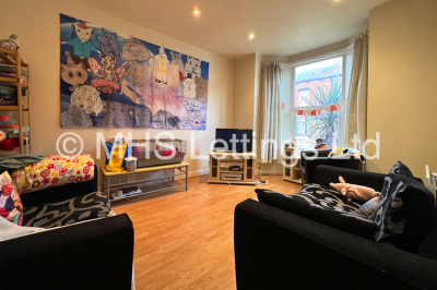 Thumbnail photo of 5 Bedroom Mid Terraced House in 15 Ashville Avenue, Leeds, LS6 1LX