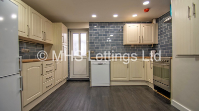Thumbnail photo of 3 Bedroom Mid Terraced House in 23 Willow Close, Leeds, LS4 2HG