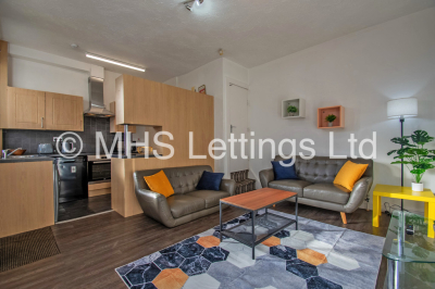 Thumbnail photo of 4 Bedroom Mid Terraced House in 28 Beechwood Mount, Leeds, LS4 2NQ
