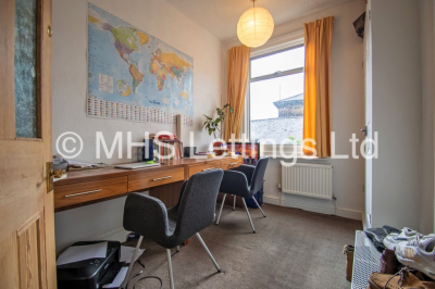 Thumbnail photo of 4 Bedroom Mid Terraced House in 9 Wetherby Grove, Leeds, LS4 2JH
