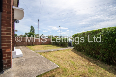 Thumbnail photo of 2 Bedroom Semi-Detached House in 8 Old Farm Close, Leeds, LS16 5DG